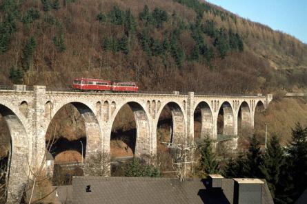 17.03.1990 auf dem Viadukt in Willingen