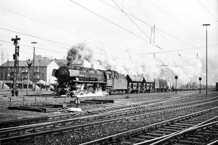 01.04.1970 in Koblenz-Moselweiß