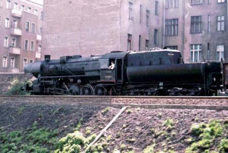 Mai 1977 Berlin-Stadtbahn Nähe Schönhauser Allee